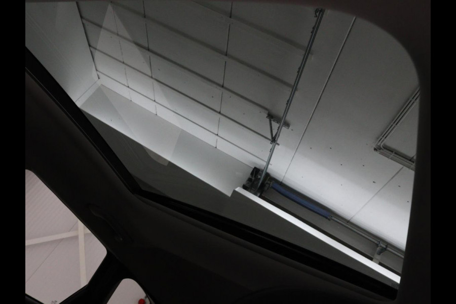 Kia Ceed 1.6 GDI PHEV DynamicLine | Panoramadak | Camera | Carplay | Navigatie | Full LED | Climate control | Digital Cockpit | Cruise control | Bluetooth