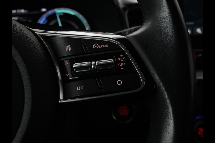 Kia Ceed 1.6 GDI PHEV DynamicLine | Panoramadak | Camera | Carplay | Navigatie | Full LED | Climate control | Digital Cockpit | Cruise control | Bluetooth