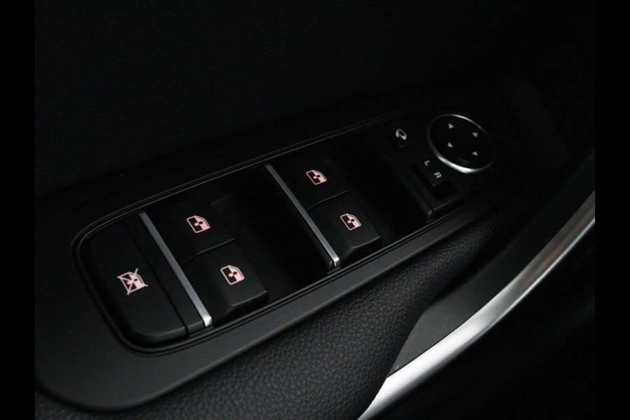Kia Ceed 1.6 GDI PHEV DynamicLine | Panoramadak | Camera | Carplay | Navigatie | Full LED | Climate control | Digital Cockpit | Cruise control | Bluetooth