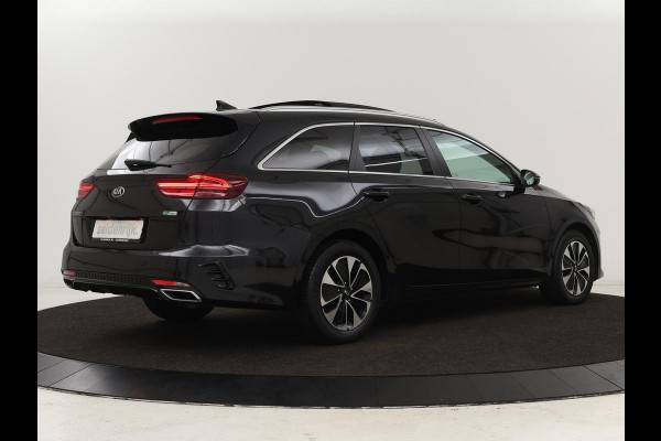 Kia Ceed 1.6 GDI PHEV DynamicLine | Panoramadak | Camera | Carplay | Navigatie | Full LED | Climate control | Digital Cockpit | Cruise control | Bluetooth