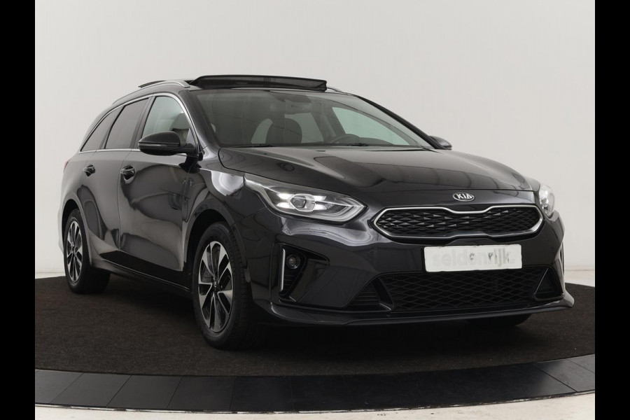 Kia Ceed 1.6 GDI PHEV DynamicLine | Panoramadak | Camera | Carplay | Navigatie | Full LED | Climate control | Digital Cockpit | Cruise control | Bluetooth