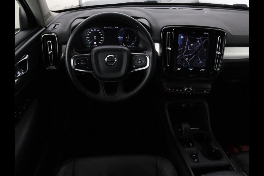 Volvo XC40 1.5 T4 Recharge Incription Expression | Leder | Trekhaak | Camera | Carplay | Keyless | Full LED | Parkeerhulp | Cruise control | Climate control