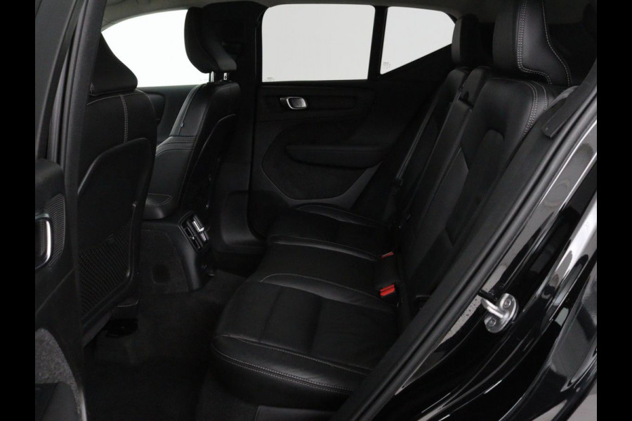 Volvo XC40 1.5 T4 Recharge Incription Expression | Leder | Trekhaak | Camera | Carplay | Keyless | Full LED | Parkeerhulp | Cruise control | Climate control