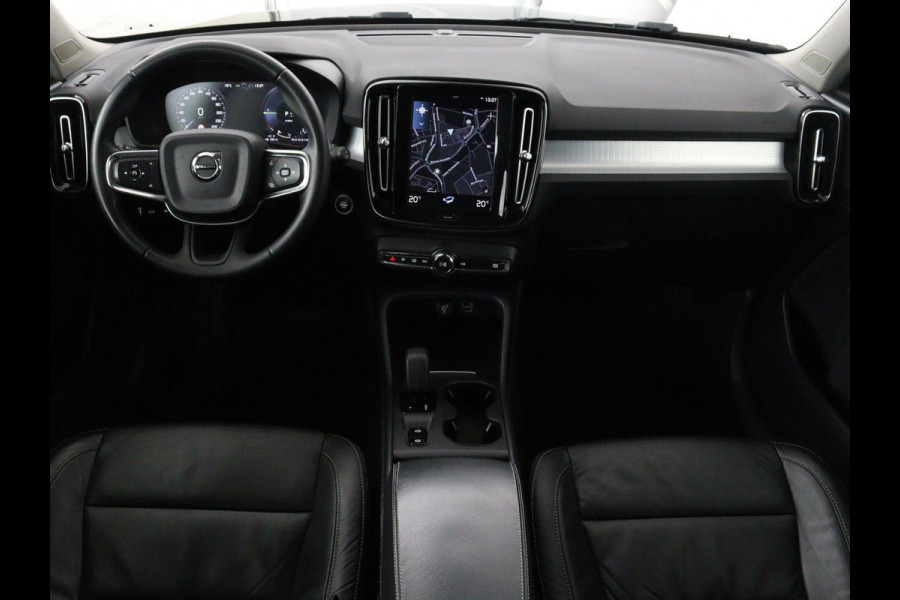 Volvo XC40 1.5 T4 Recharge Incription Expression | Leder | Trekhaak | Camera | Carplay | Keyless | Full LED | Parkeerhulp | Cruise control | Climate control