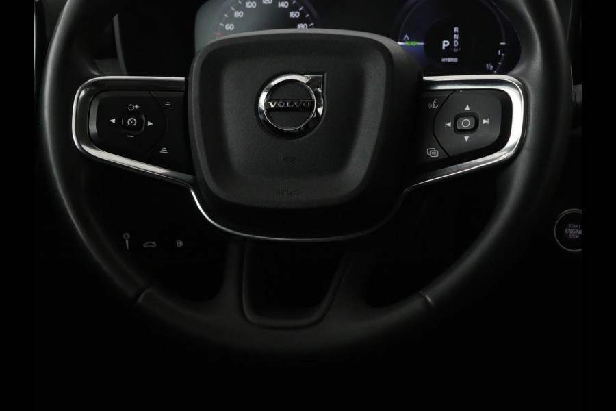 Volvo XC40 1.5 T4 Recharge Incription Expression | Leder | Trekhaak | Camera | Carplay | Keyless | Full LED | Parkeerhulp | Cruise control | Climate control
