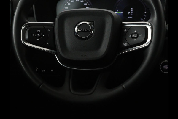 Volvo XC40 1.5 T4 Recharge Incription Expression | Leder | Trekhaak | Camera | Carplay | Keyless | Full LED | Parkeerhulp | Cruise control | Climate control