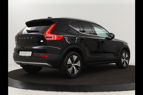 Volvo XC40 1.5 T4 Recharge Incription Expression | Leder | Trekhaak | Camera | Carplay | Keyless | Full LED | Parkeerhulp | Cruise control | Climate control