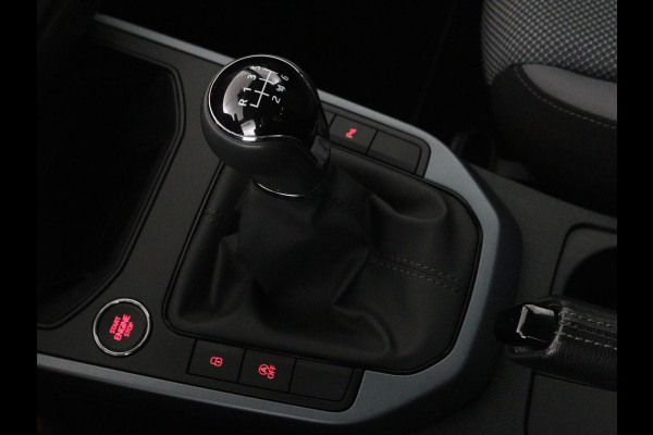 Seat Arona 1.0 TSI Style Intens | 110pk | Adaptive cruise | Camera | Carplay | Climate control | Keyless | Park Assist | DAB | Bluetooth