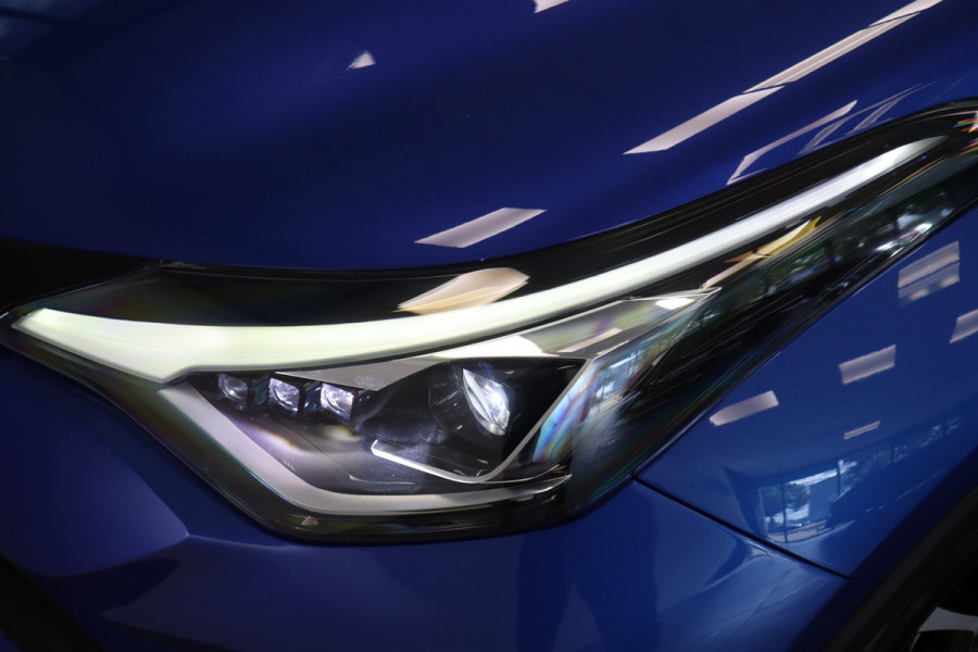 Toyota C-HR 1.8 Hybrid Bi-Tone Keyless Go & Start