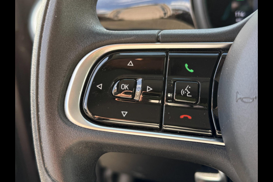 Fiat 500 Action 24 kWh PARKEERSENSOREN / CARPLAY / CRUISE CONTROL / ECC / STOELVERWARMING / WEING KM'S