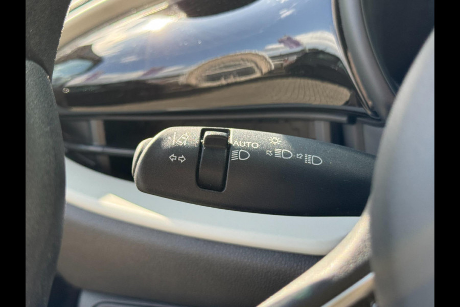 Fiat 500 Action 24 kWh PARKEERSENSOREN / CARPLAY / CRUISE CONTROL / ECC / STOELVERWARMING / WEING KM'S