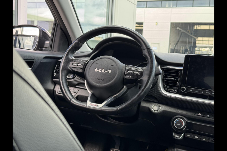 Kia Stonic 1.0 T-GDi MHEV GT-Line | 1e Eigenaar | Nederlandse Dealer onderhouden auto | Trekhaak | Apple Carplay