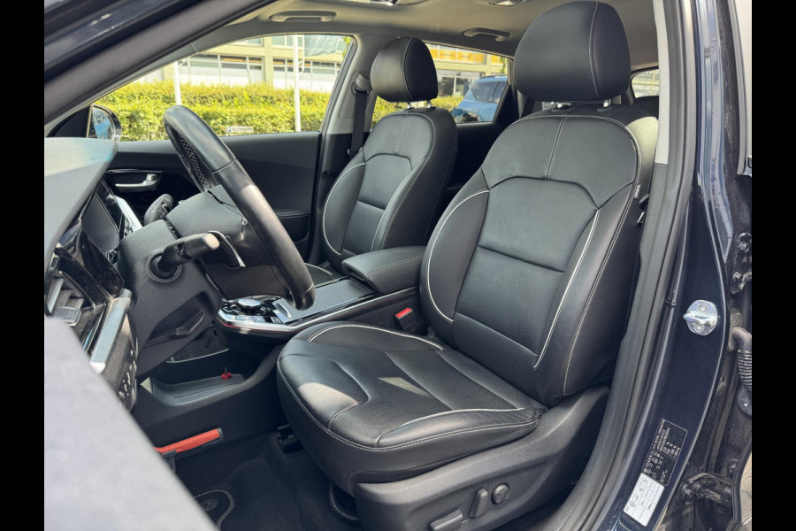 Kia e-Niro ExecutiveLine 64 kWh | Schuifdak | Leder | 1e Eigenaar | Stoelventilatie | JBL Audio | Trekhaak