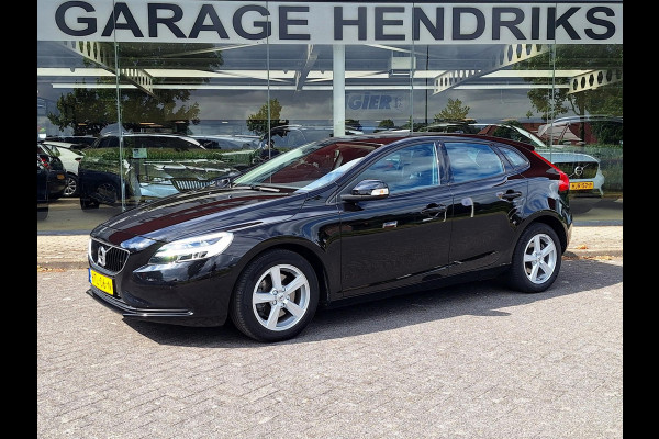 Volvo V40 2.0 T2 Momentum | Full LED | Trekhaak 1500kg | Climate | Navi | CC | Zeer mooi! | occasion