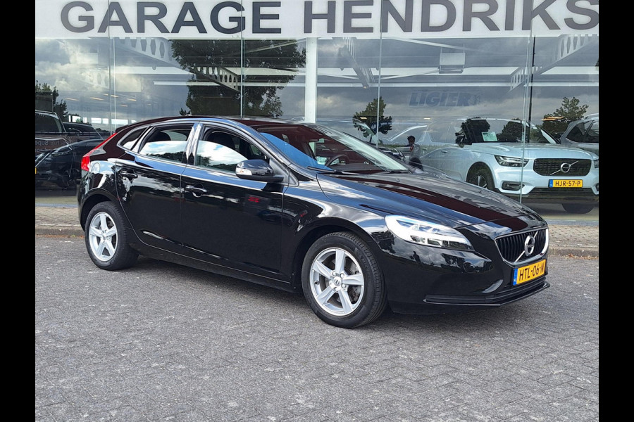 Volvo V40 2.0 T2 Momentum | Full LED | Trekhaak 1500kg | Climate | Navi | CC | Zeer mooi! | occasion