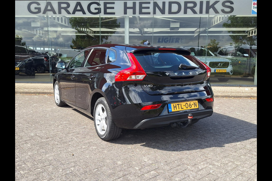 Volvo V40 2.0 T2 Momentum | Full LED | Trekhaak 1500kg | Climate | Navi | CC | Zeer mooi! | occasion
