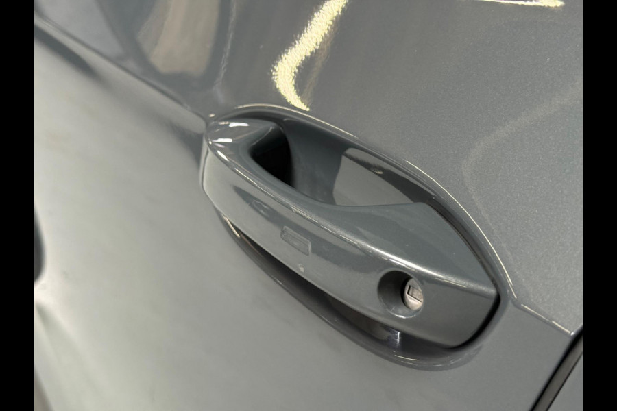 Volkswagen Golf 2.0 TSI GTI | Standkachel | stoelventilatie | Pano | Camera | keyless | memory | Harman/kardon | HUD