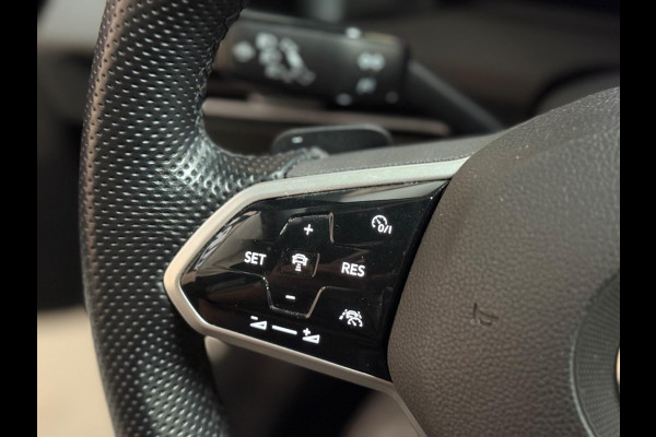 Volkswagen Golf 2.0 TSI GTI | Standkachel | stoelventilatie | Pano | Camera | keyless | memory | Harman/kardon | HUD