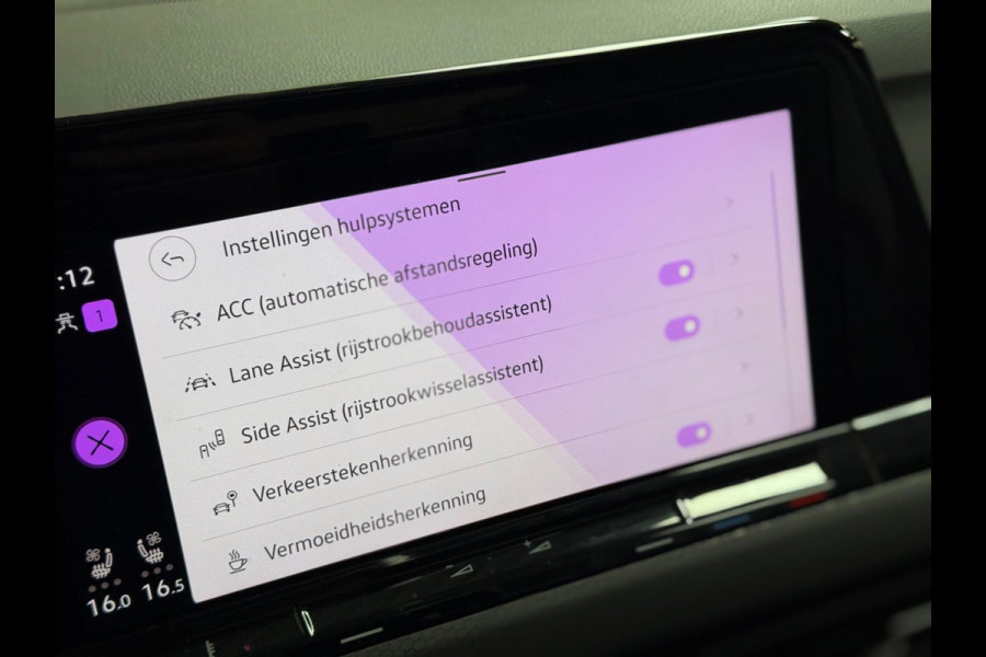 Volkswagen Golf 2.0 TSI GTI | Standkachel | stoelventilatie | Pano | Camera | keyless | memory | Harman/kardon | HUD