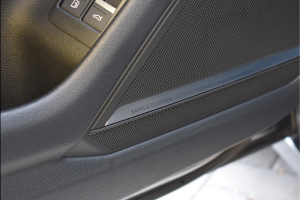 Audi A6 Avant 55 TFSI e Quattro 367 Pk S-Line Competition Navi Matrix Trekhaak 20 Inch