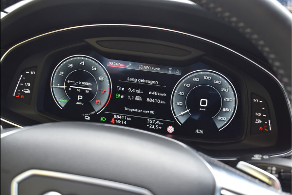 Audi A6 Avant 55 TFSI e Quattro 367 Pk S-Line Competition Navi Matrix Trekhaak 20 Inch