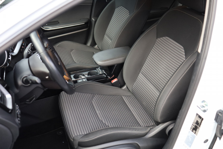 Kia Ceed Sportswagon 1.6 GDI PHEV DynamicLine | Hybride | Dynamic Line | CarPlay | fabrieksgarantie | BTW  verrekenbaar voor bedrijven |