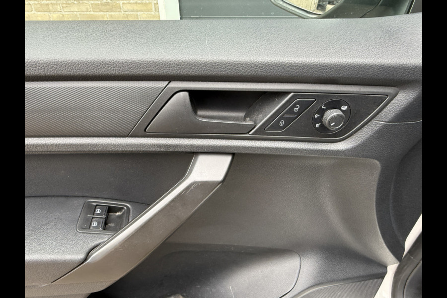 Volkswagen Caddy 2.0 TDI 102 PK EURO 6 L1H1 BMT Navigatiesysteem/trekhaak