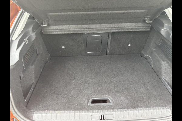 Citroën Ë-C4 Shine 50 kWh | 3 fase | Accu 94% | Zeer compleet | Prijs is rijklaar