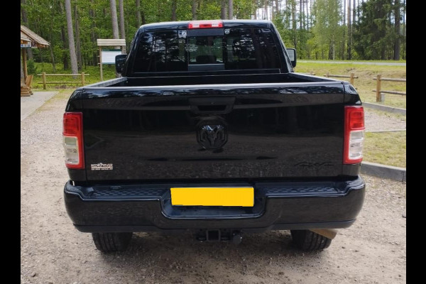 Dodge Ram 2500 Heavy Duty 6,4 V8 4x4 Crew Cab LPG onderbouw