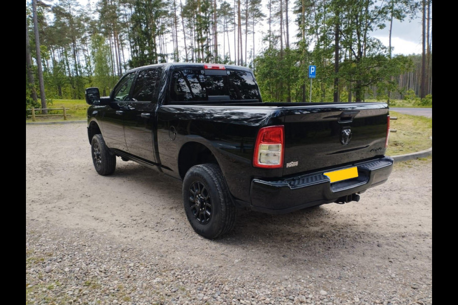 Dodge Ram 2500 Heavy Duty 6,4 V8 4x4 Crew Cab LPG onderbouw