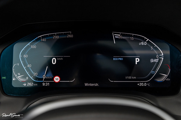 BMW 3 Serie Touring 330i High Executive Edition | M sport Individual | Panorama dak | Cruise Control | Apple carplay | 19 inch | airco separ