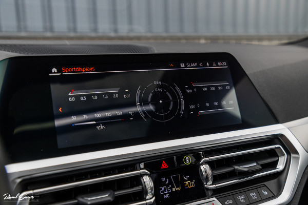 BMW 3 Serie Touring 330i High Executive Edition | M sport Individual | Panorama dak | Cruise Control | Apple carplay | 19 inch | airco separ