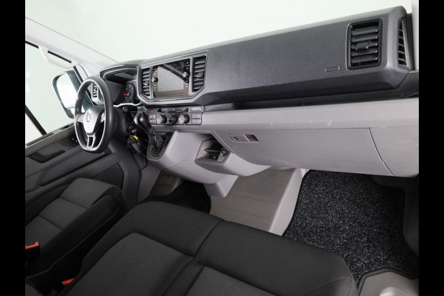 Volkswagen Crafter 35 2.0 TDI L3H3 Highline EURO 6 NAVIGATIE | CAMERA | OPSTAPPLANK | SIDEBARS