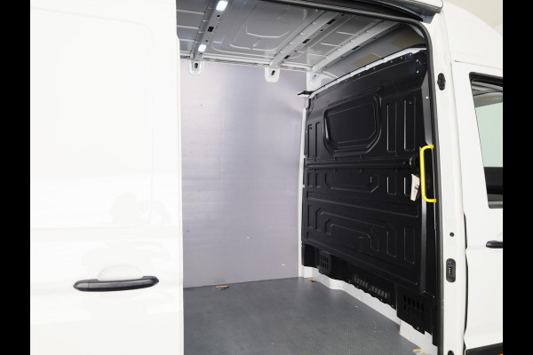 Volkswagen Crafter 35 2.0 TDI L3H3 Highline EURO 6 NAVIGATIE | CAMERA | OPSTAPPLANK | SIDEBARS