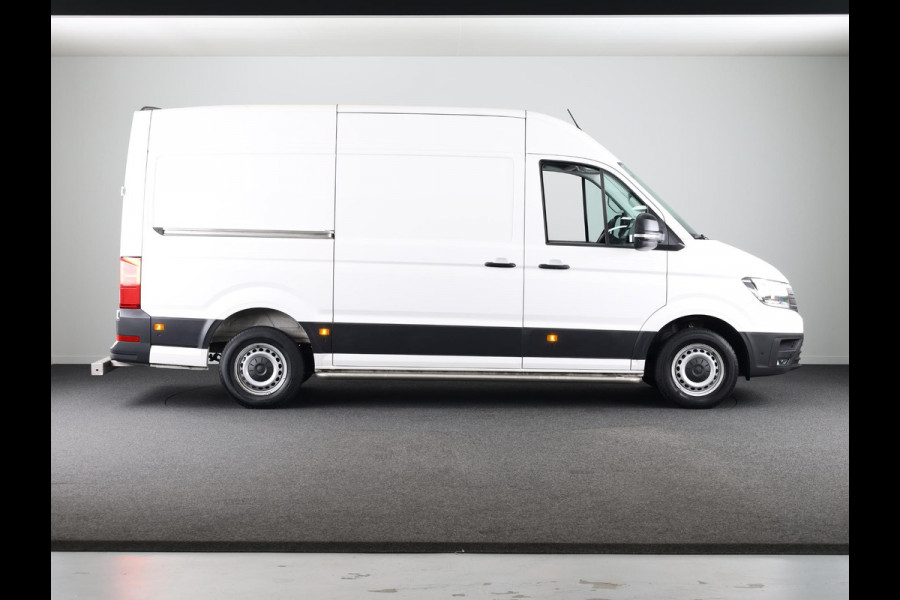 Volkswagen Crafter 35 2.0 TDI L3H3 Highline EURO 6 NAVIGATIE | CAMERA | OPSTAPPLANK | SIDEBARS