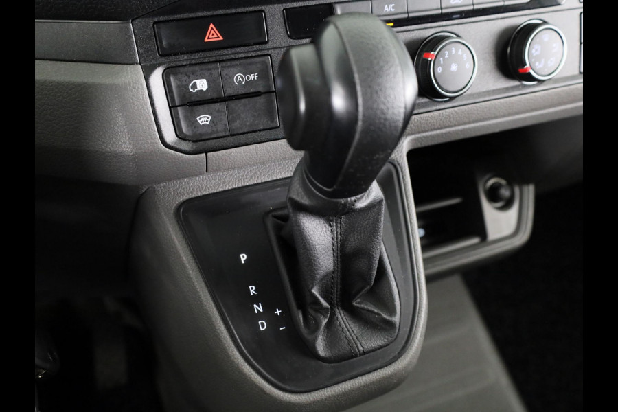 Volkswagen Crafter 35 2.0 TDI L3H3 Highline EURO 6 NAVIGATIE | CAMERA | OPSTAPPLANK | SIDEBARS