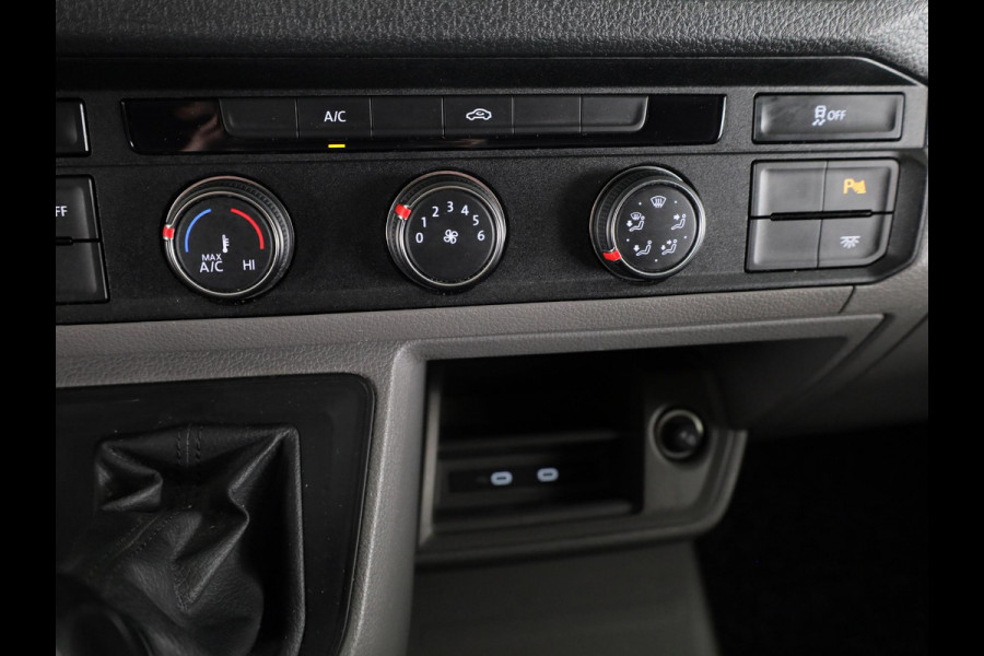 Volkswagen Crafter 35 2.0 TDI L3H3 Highline EURO 6 NAVIGATIE | CAMERA | OPSTAPPLANK | SIDEBARS