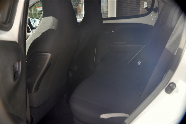 Peugeot 108 1.0 e-VTi Allure TOP! | Automaat | Camera | Mooie staat!