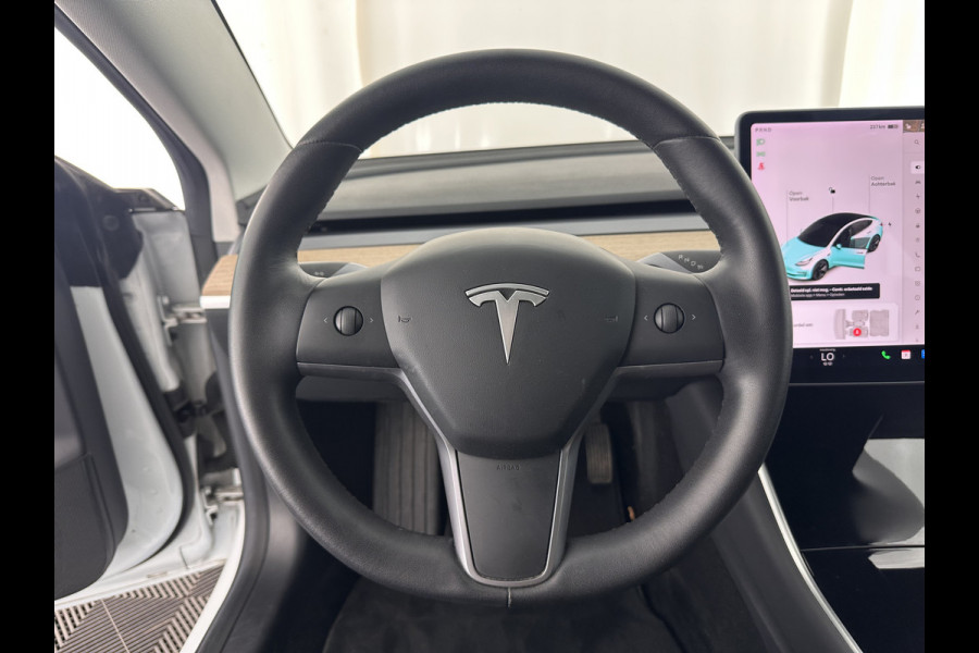 Tesla Model 3 Long Range AWD 75 kWh [ 3-Fase ] Aut. *PANO | AUTO-PILOT | LUXURY-LEATHER | KEYLESS | FULL-LED | MEMORY-PACK | SURROUND-VIEW | DAB | CARPLAY | DIGI-COCKPIT | LANE-ASSIST | COMFORT-SEATS | 18"ALU*