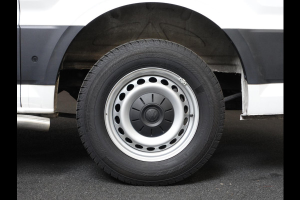 Volkswagen Crafter 102pk L3H3/ L2H2 Highline Volkswagen Crafter 102pk L3H3 Highline Airco Navi Cruise Camera Trekhaak