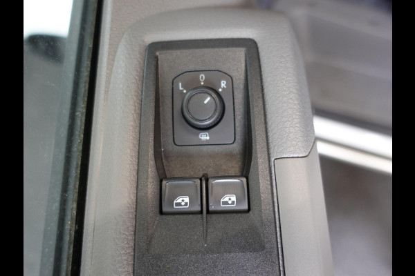 Volkswagen Crafter 102pk L3H3/ L2H2 Highline Volkswagen Crafter 102pk L3H3 Highline Airco Navi Cruise Camera Trekhaak