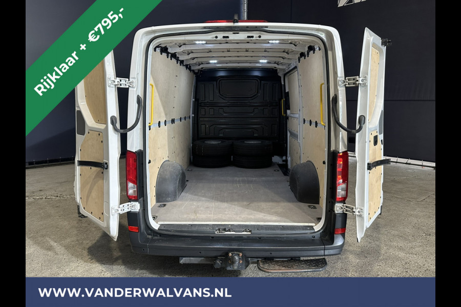 Volkswagen Crafter 2.0 TDI 141pk L3H2 (Oude L2H1) Euro6 *Rijklaar Direct Rijden* Airco | Camera | Apple Carplay | 3000kg Trekhaak | Cruisecontrol Android Auto, Parkeersensoren, Bijrijdersbank