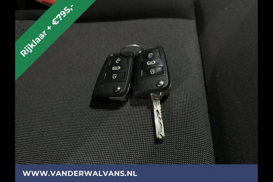 Volkswagen Crafter 2.0 TDI 141pk L3H2 (Oude L2H1) Euro6 *Rijklaar Direct Rijden* Airco | Camera | Apple Carplay | 3000kg Trekhaak | Cruisecontrol Android Auto, Parkeersensoren, Bijrijdersbank