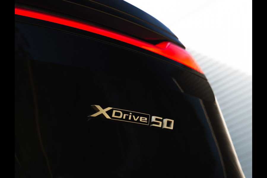 BMW iX xDrive50 - Luchtvering - Integral Active Steering - Driving Ass Prof - Pano