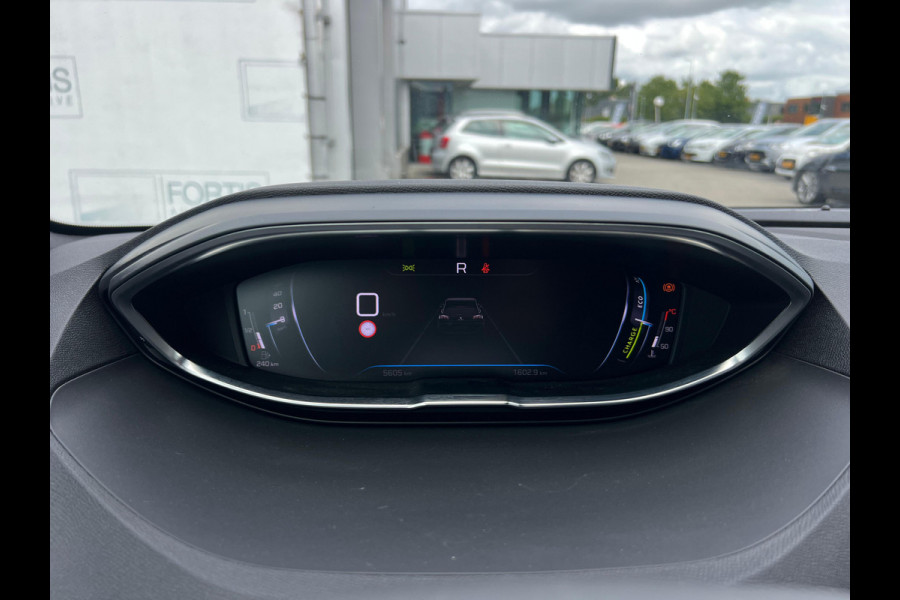 Peugeot 5008 1.2 Hybrid Allure Pack Business HALF LEDER | CAMERA | CARPLAY |