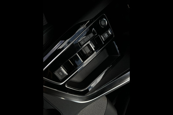 Peugeot 5008 1.2 Hybrid Allure Pack Business HALF LEDER | CAMERA | CARPLAY |