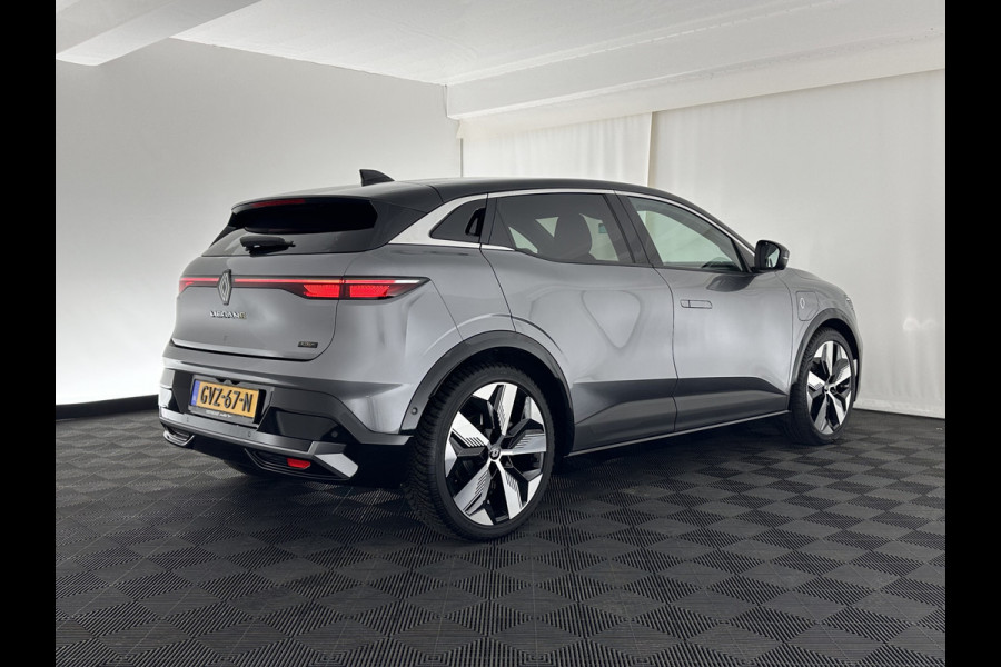 Renault Mégane E-Tech EV60 Optimum Charge Techno [ 3-Fase ] *HEAT-PUMP | F1/2LEATHER | FULL-LED | ADAPTIVE-CRUISE | BLIND-SPOT | TOP-VIEW | KEYLESS | SPORT-SEATS | DAB+ |  NAVI-FULLMAP | DIGI-COCKPIT | 20''ALU | TOWBAR*