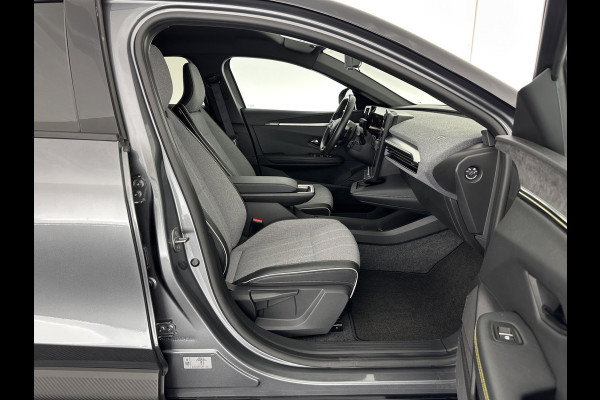 Renault Mégane E-Tech EV60 Optimum Charge Techno [ 3-Fase ] *HEAT-PUMP | F1/2LEATHER | FULL-LED | ADAPTIVE-CRUISE | BLIND-SPOT | TOP-VIEW | KEYLESS | SPORT-SEATS | DAB+ |  NAVI-FULLMAP | DIGI-COCKPIT | 20''ALU | TOWBAR*