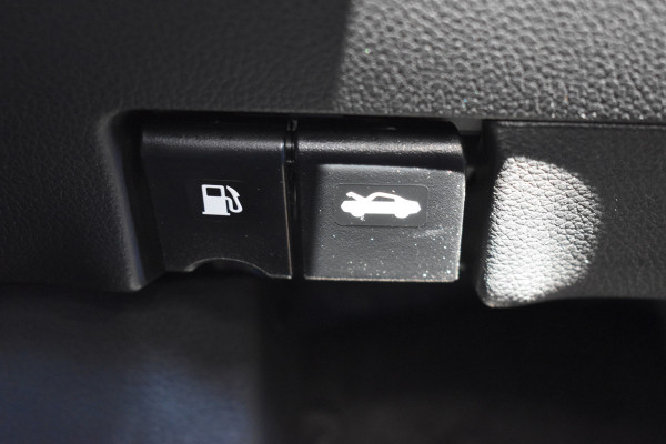 Nissan X-Trail 1.3 DIG-T N-Connecta Automaat / Keyless / Navigatie / Cruise / 18" LM  / Panoramadak / Trekhaak