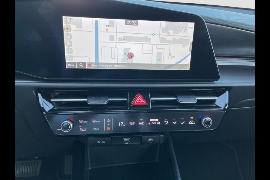 Kia Niro EV DynamicLine 64.8 kWh | Prijs incl. vooraftrek 2000.- inruilpremie | Automaat | Clima | Camera | Cruise | H-Leder | Apple Carplay & Android Auto |